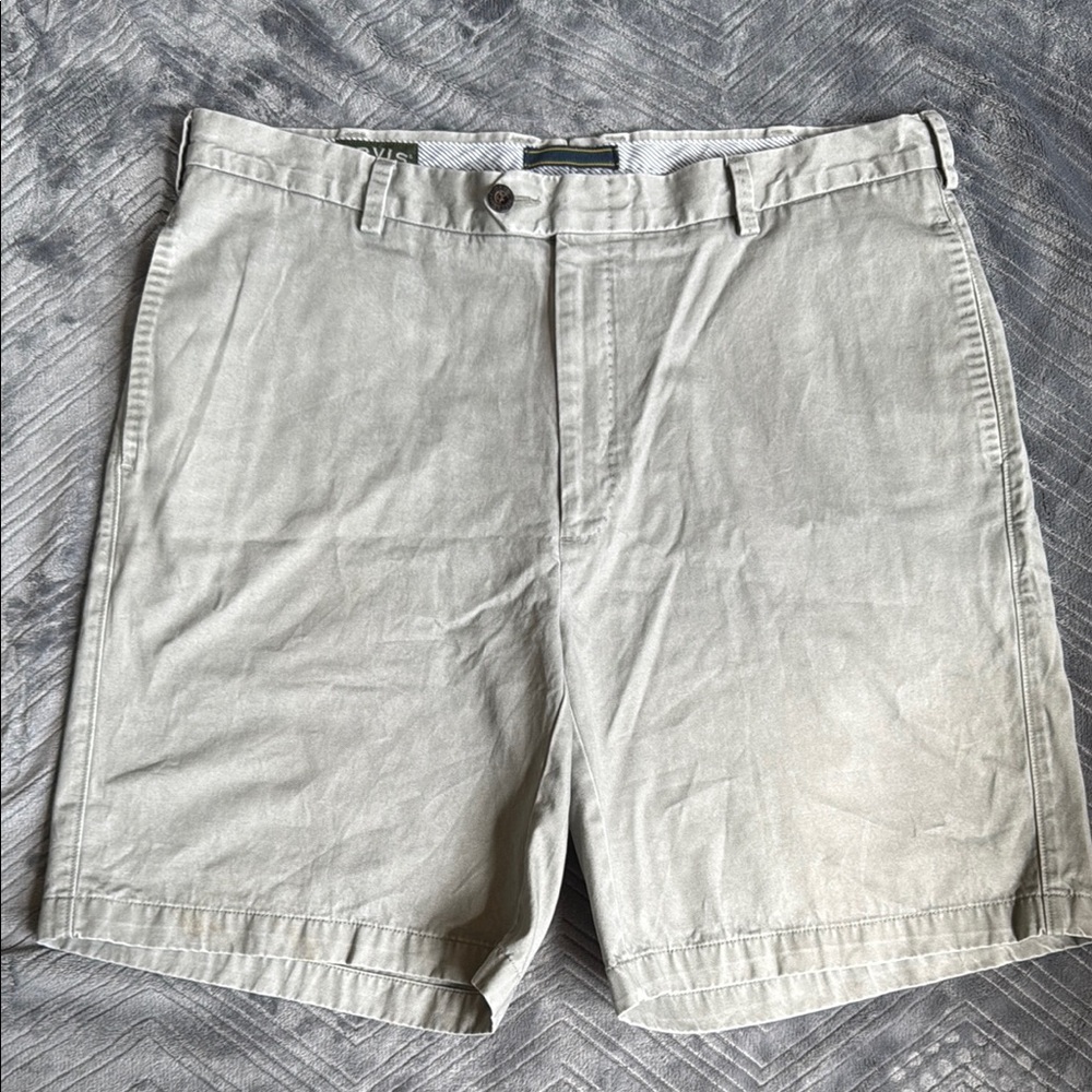 Orvis Tan Flat Front Shorts Casual Style